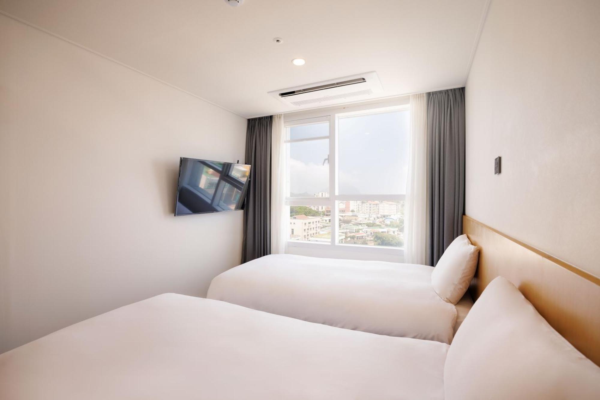Kenny Stay Jeju Mosulpo Seogwipo Ngoại thất bức ảnh